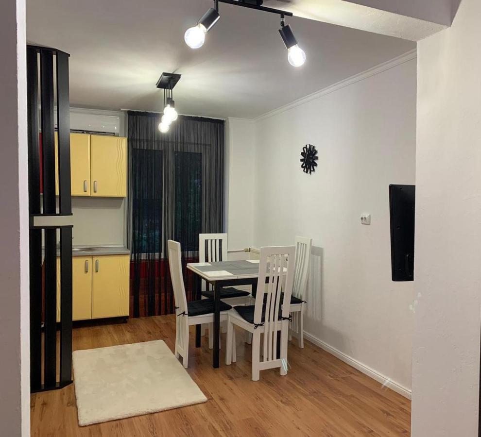 Eunice Apartament Oradea Ngoại thất bức ảnh