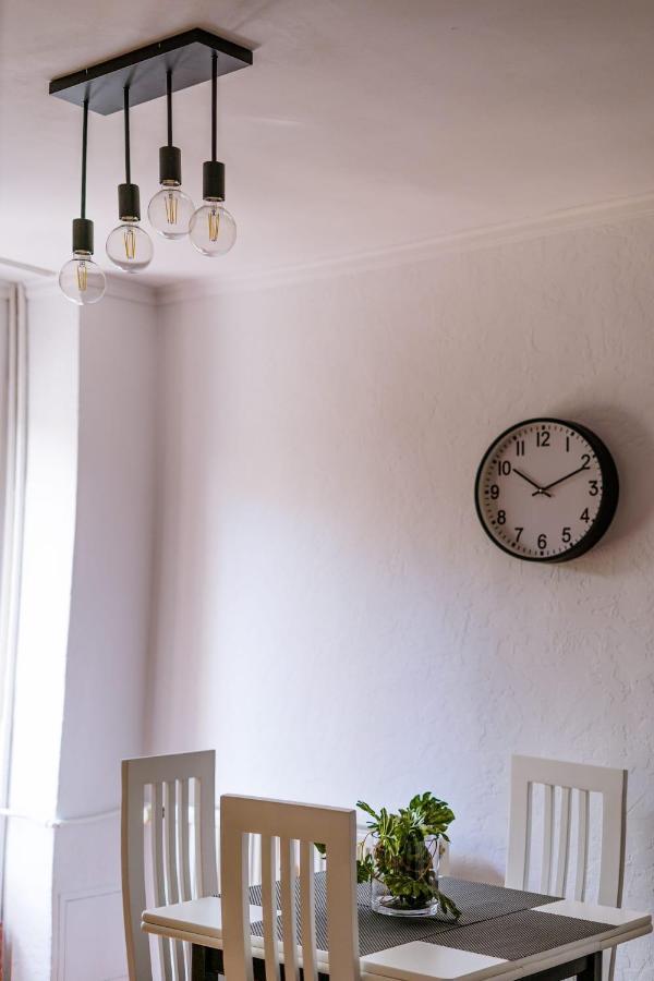 Eunice Apartament Oradea Ngoại thất bức ảnh
